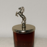 VENA KAHVERENGİ AT FİGÜRLÜ GÜMÜŞ KAPAKLI LAVANTA KOKULU MUM